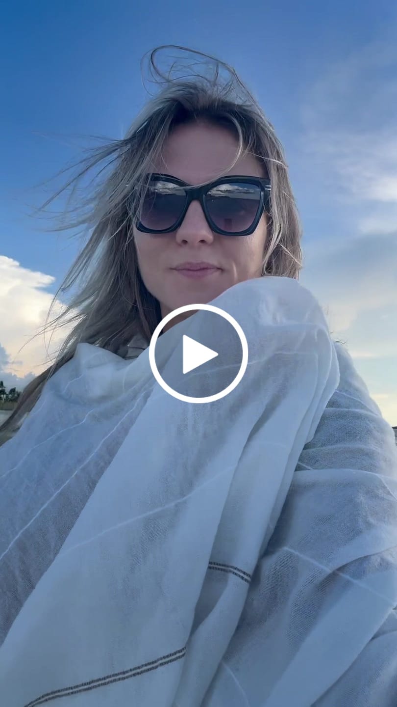 Customer video review of Insect-Repellent Scarf —  Camellia in Cloud
