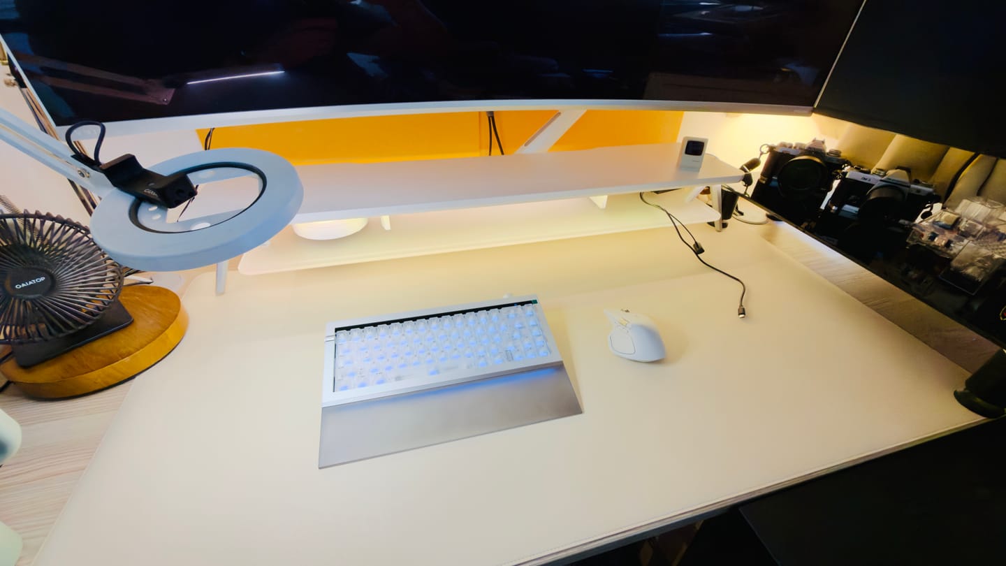 Customer photo review of BEESIR - Solid Color Leather-Textured Office Desk Mat