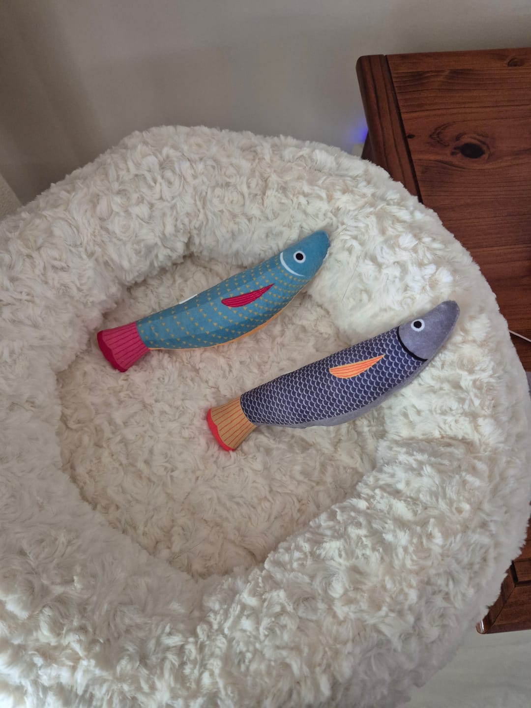 Customer photo review of Fish-Shaped Catnip Cat Toy with Sound Box