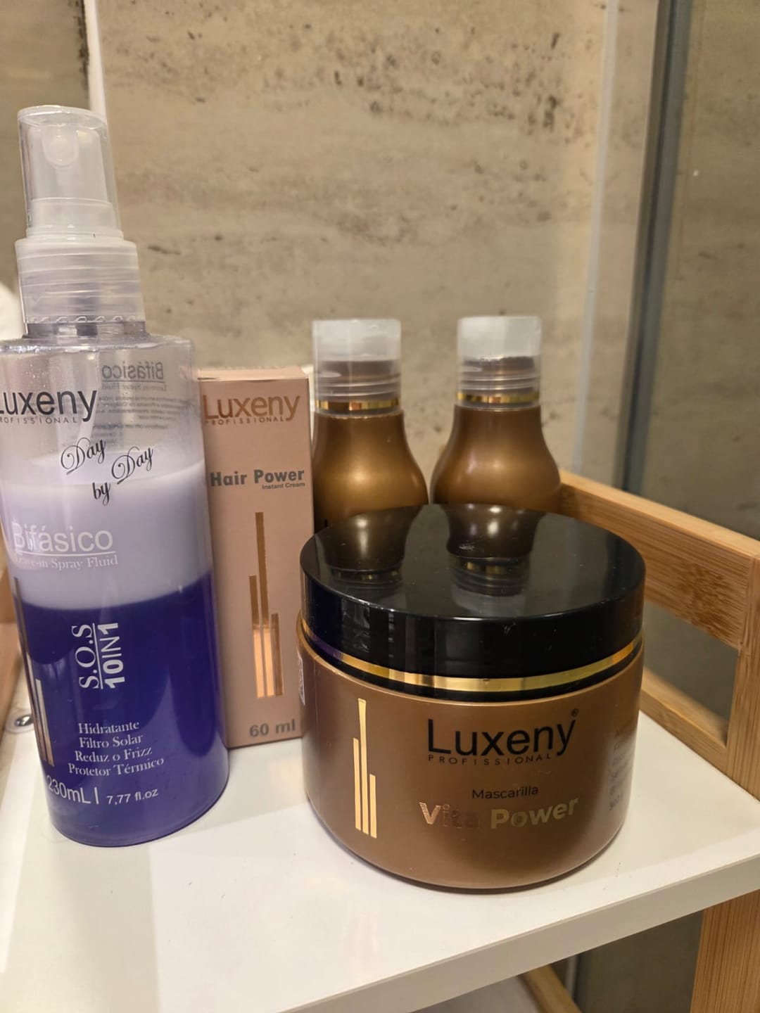 Customer photo review of Spray Bifásico 10 en 1 230 ml