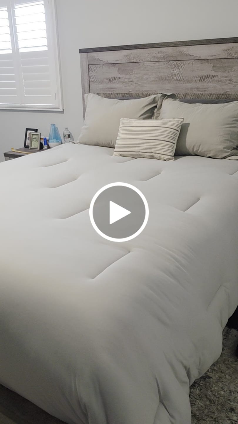 Customer video review of MarshMellow Comforter