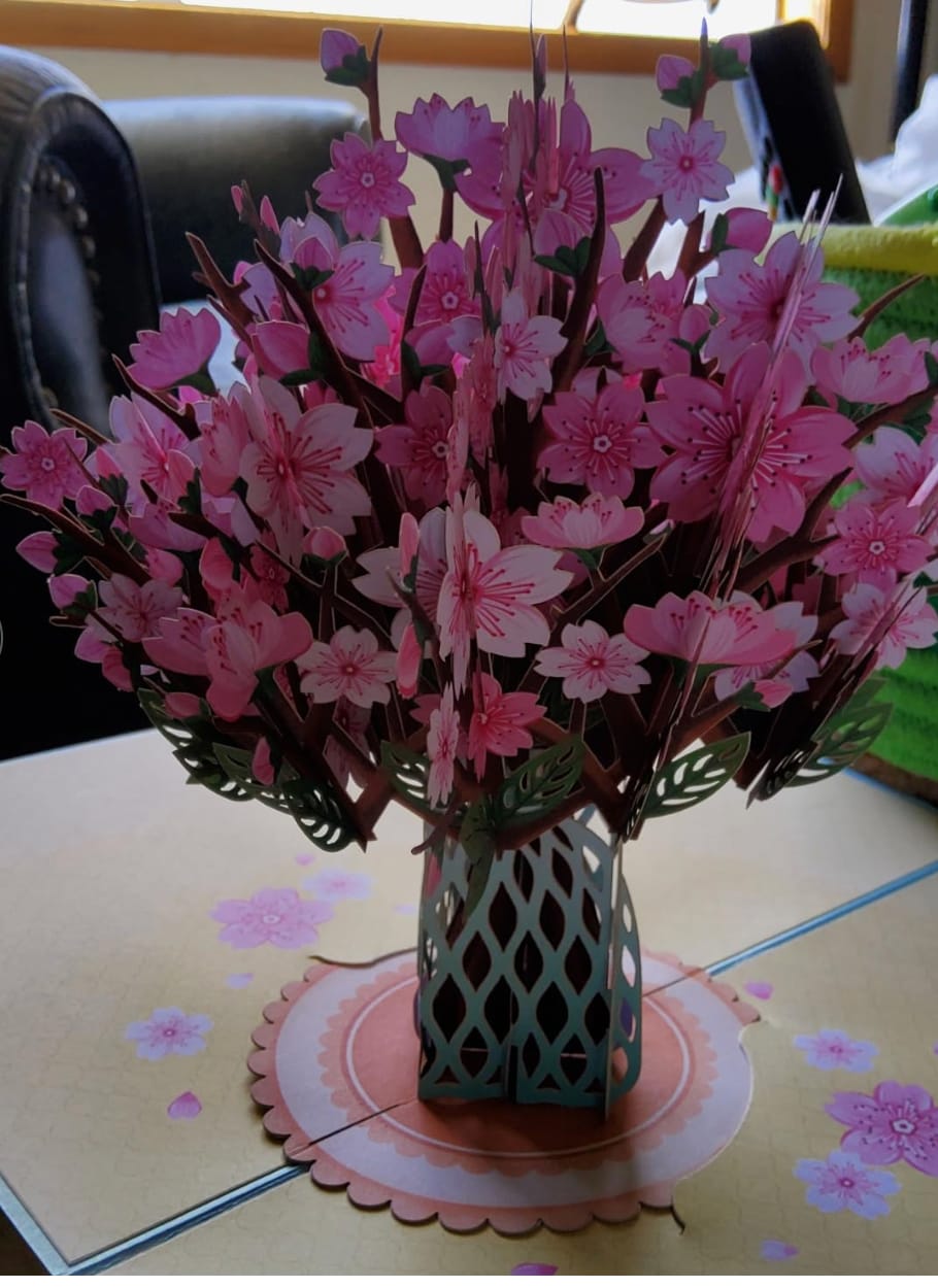 Customer photo review of BLOOM Flower Bouquet Card Keepsake