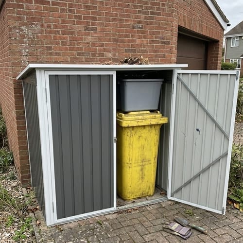 Customer photo review of Mülltonnenbox