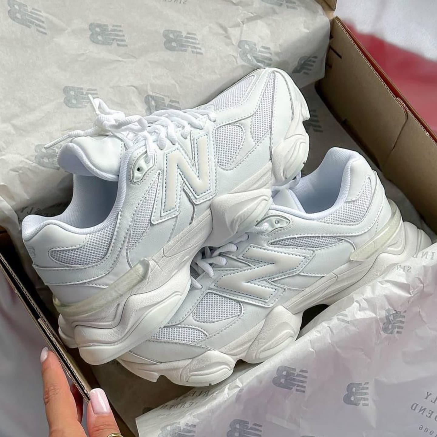 Customer photo review of New Balance 9060 Shoes