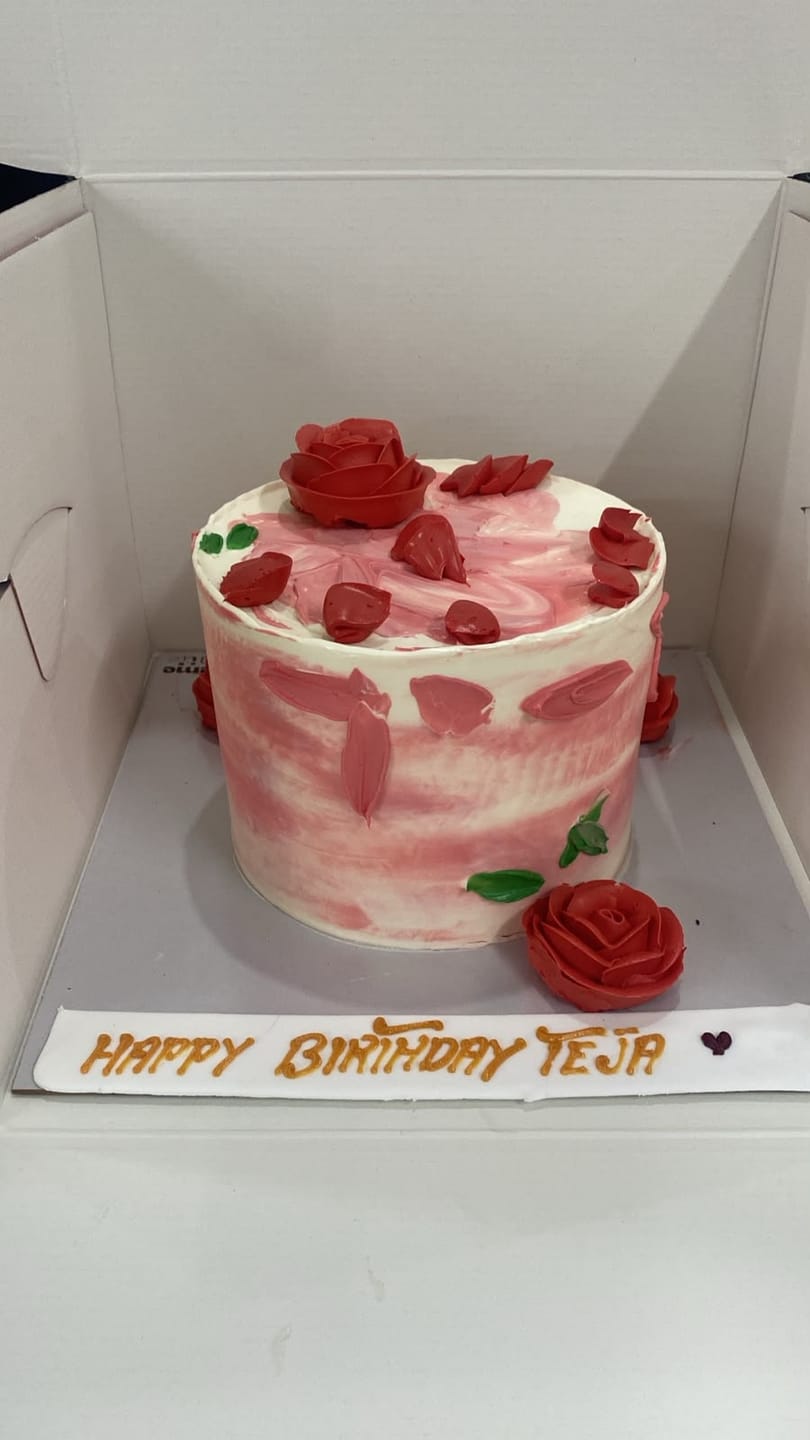 Customer photo review of Pink Rose Ombre Cake
