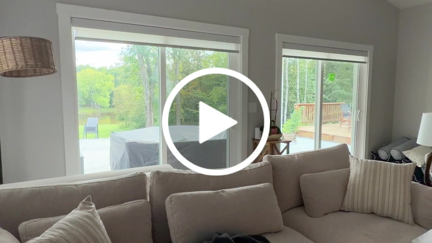Customer video review of SmartWings Motorized Light Filtering Roller Shades 70% Blackout Safari