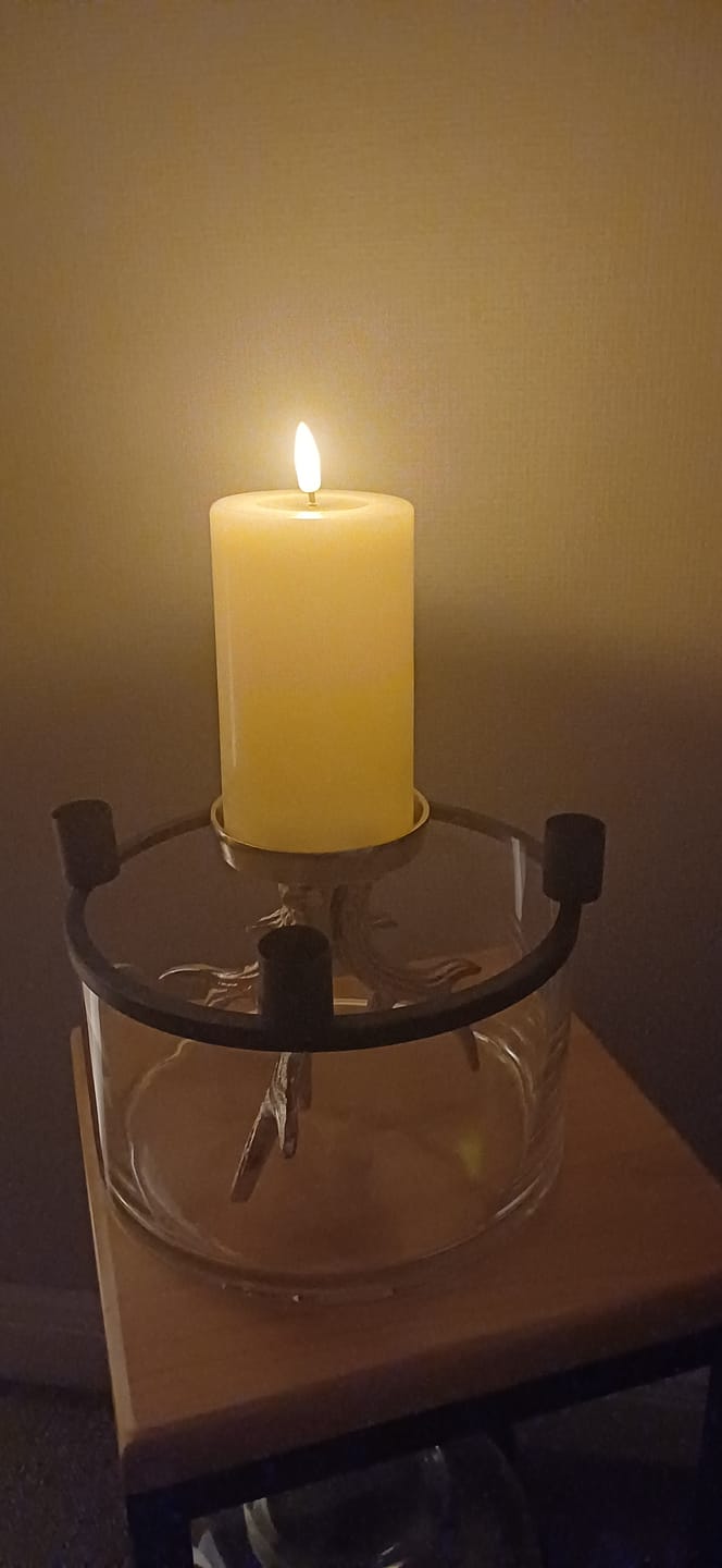 Customer photo review of LED Bloklys Ø 7,5 x 12,5 cm Cream