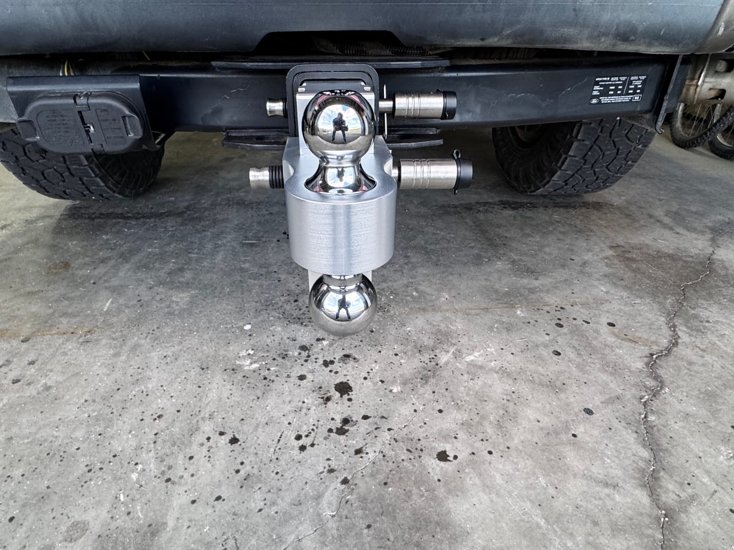 Customer photo review of BullBoulder Drop Hitch