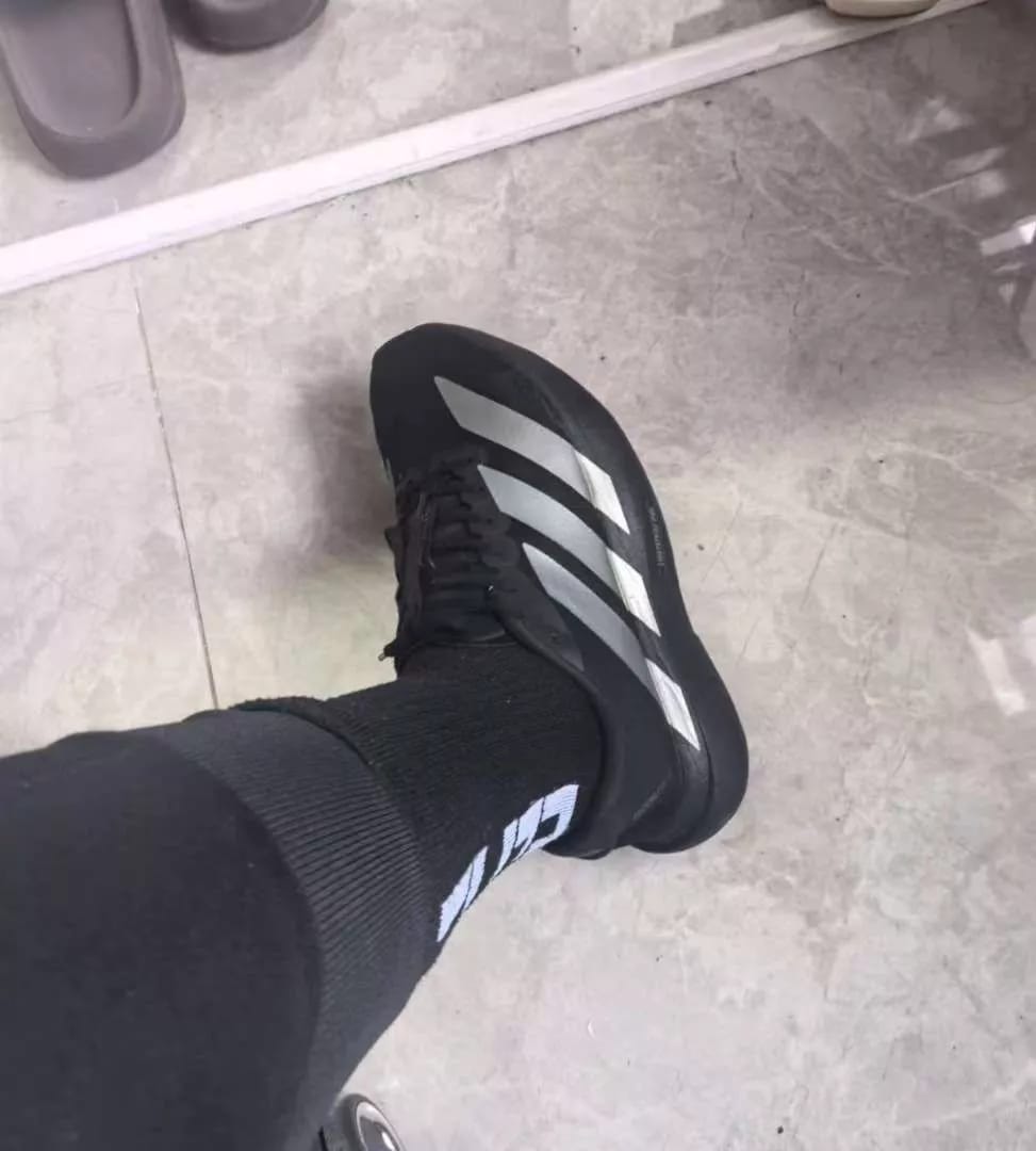 Customer photo review of Adizero Evo SL CoreBlack / Iron Mettalic - AZS