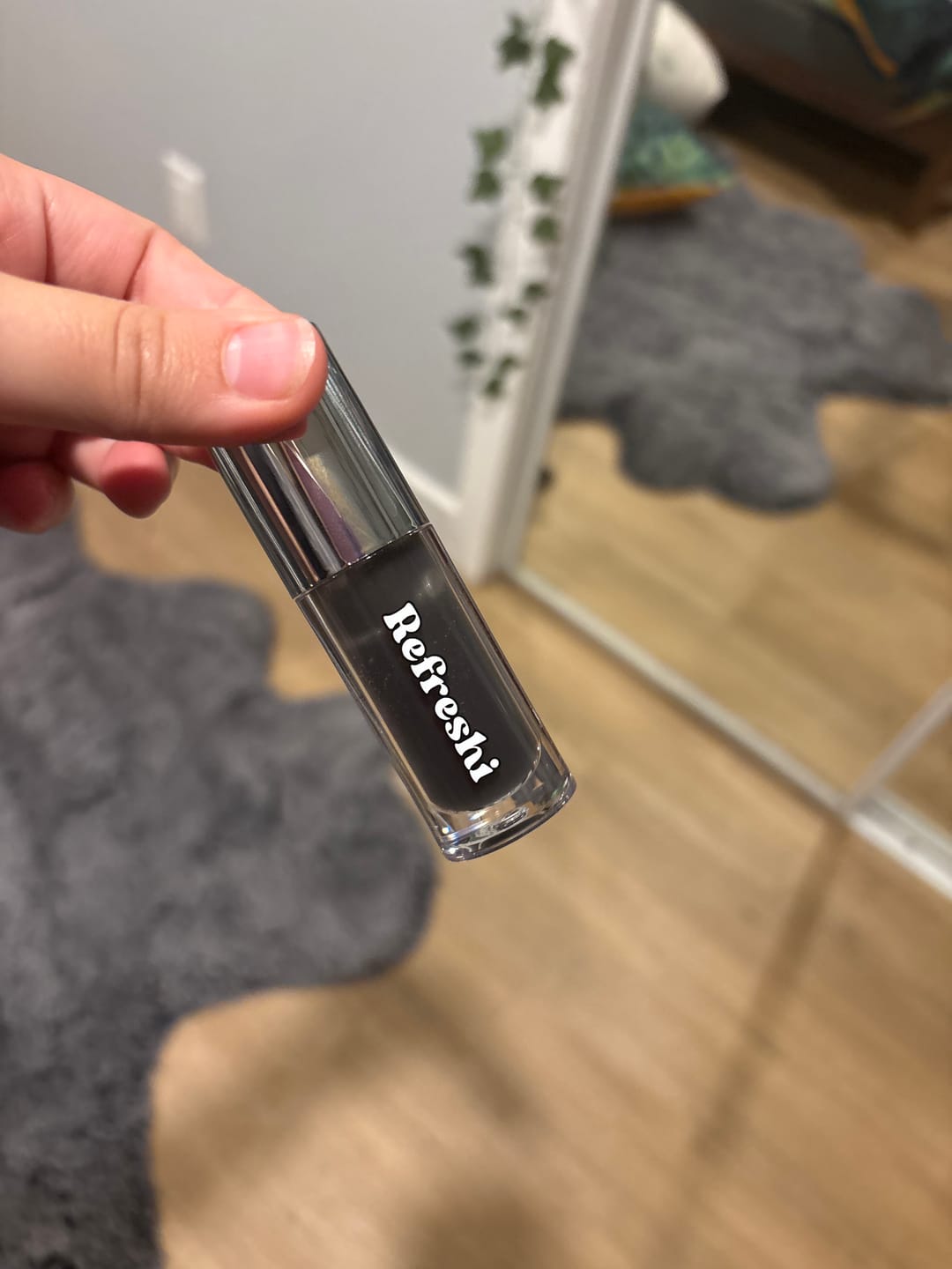 Customer photo review of Bold Color Changing Tinted Lip Oil