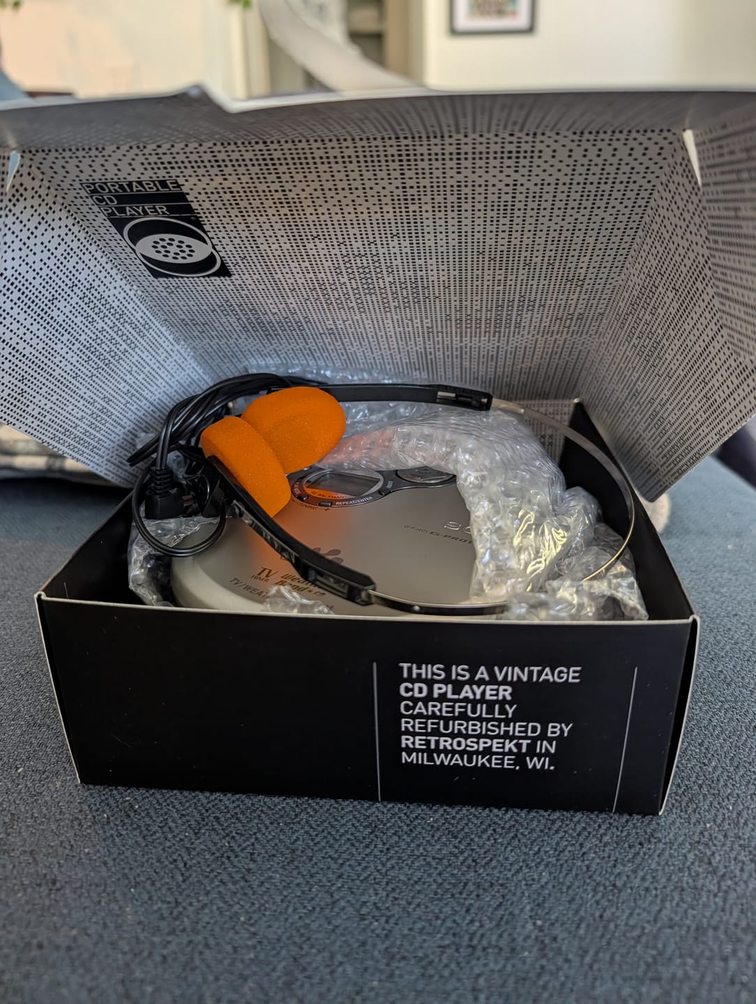 Customer photo review of Sony Walkman G-Protection D-FJ401 Portable CD Player