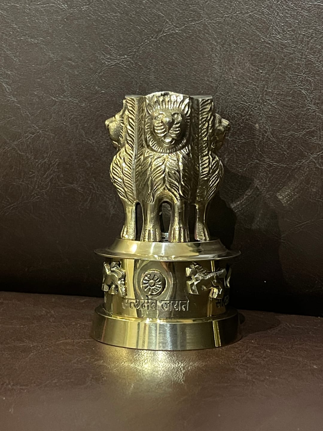Customer photo review of Brass Ashoka Stambh Idol Vastu Remedy for Authority, Recognition and Government Support for Home, Office Desk and Institutional Spaces | 3 - 7 inch |