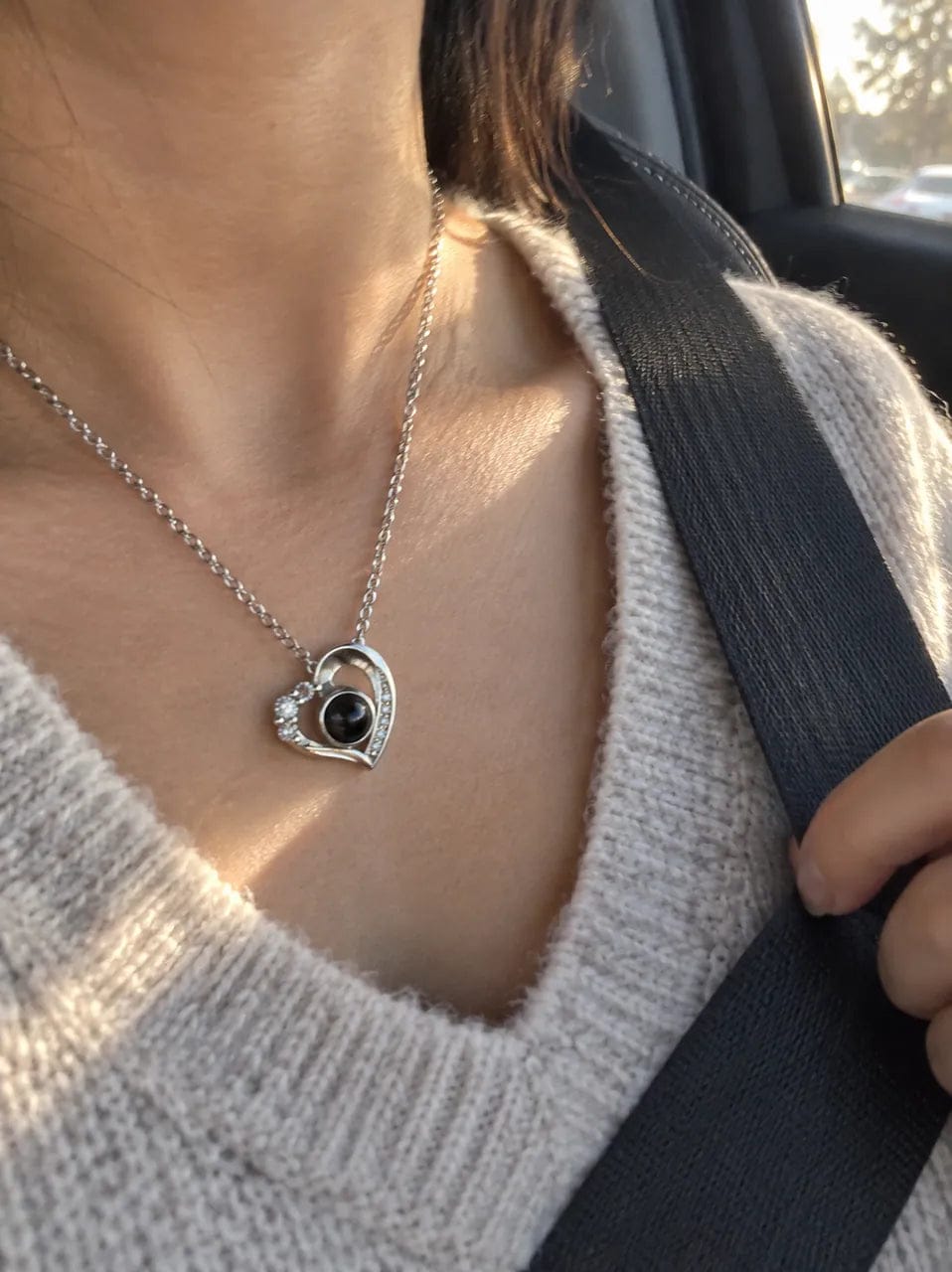 Customer photo review of שרשרת לב עם תמונה חבויה