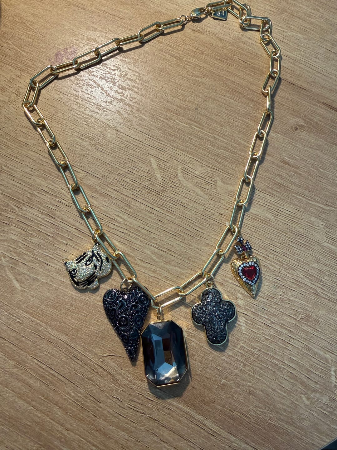 Customer photo review of Big Daddy Smoky Crystal Charm (SURPRISE)