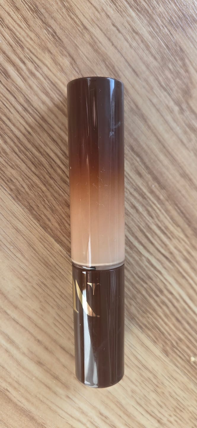 Customer photo review of Concealer cu acoperire mare