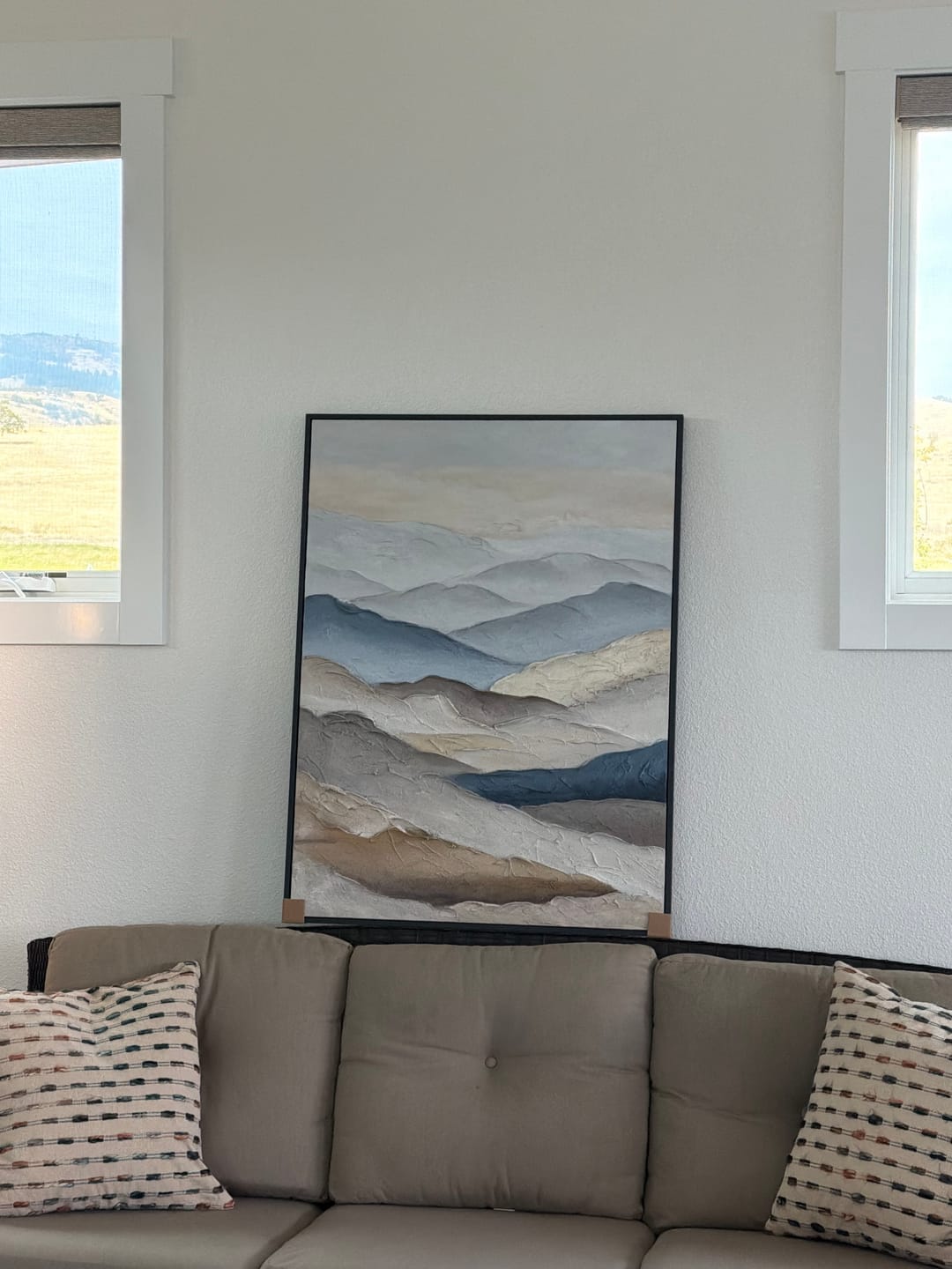 Customer photo review of Minimalist Mountain Texture Canvas # MM409