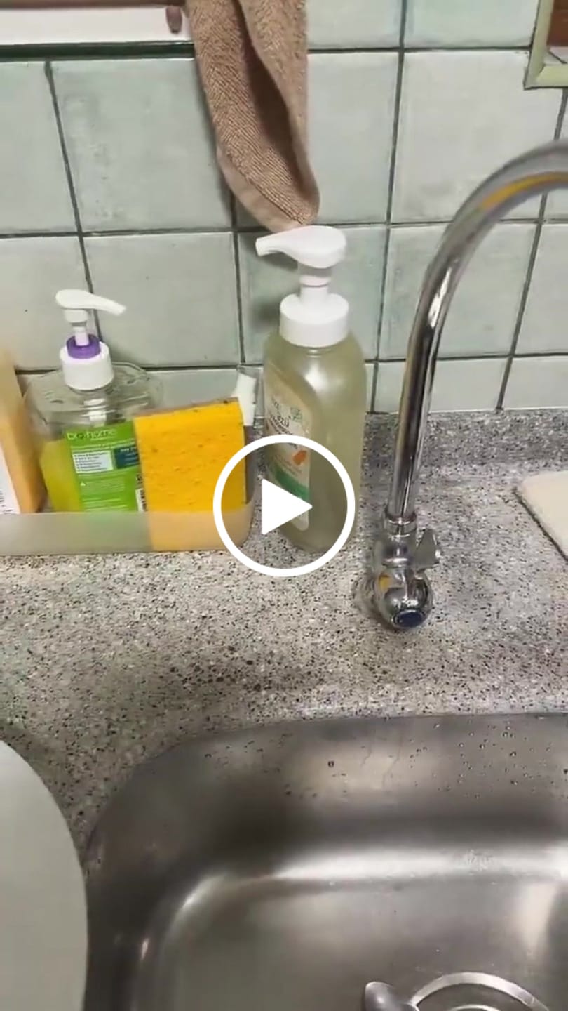 Customer video review of Plant Derived Sponges