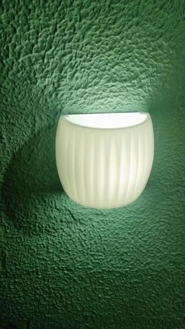 Customer photo review of Arandela de Parede Externa Aura com Lâmpada