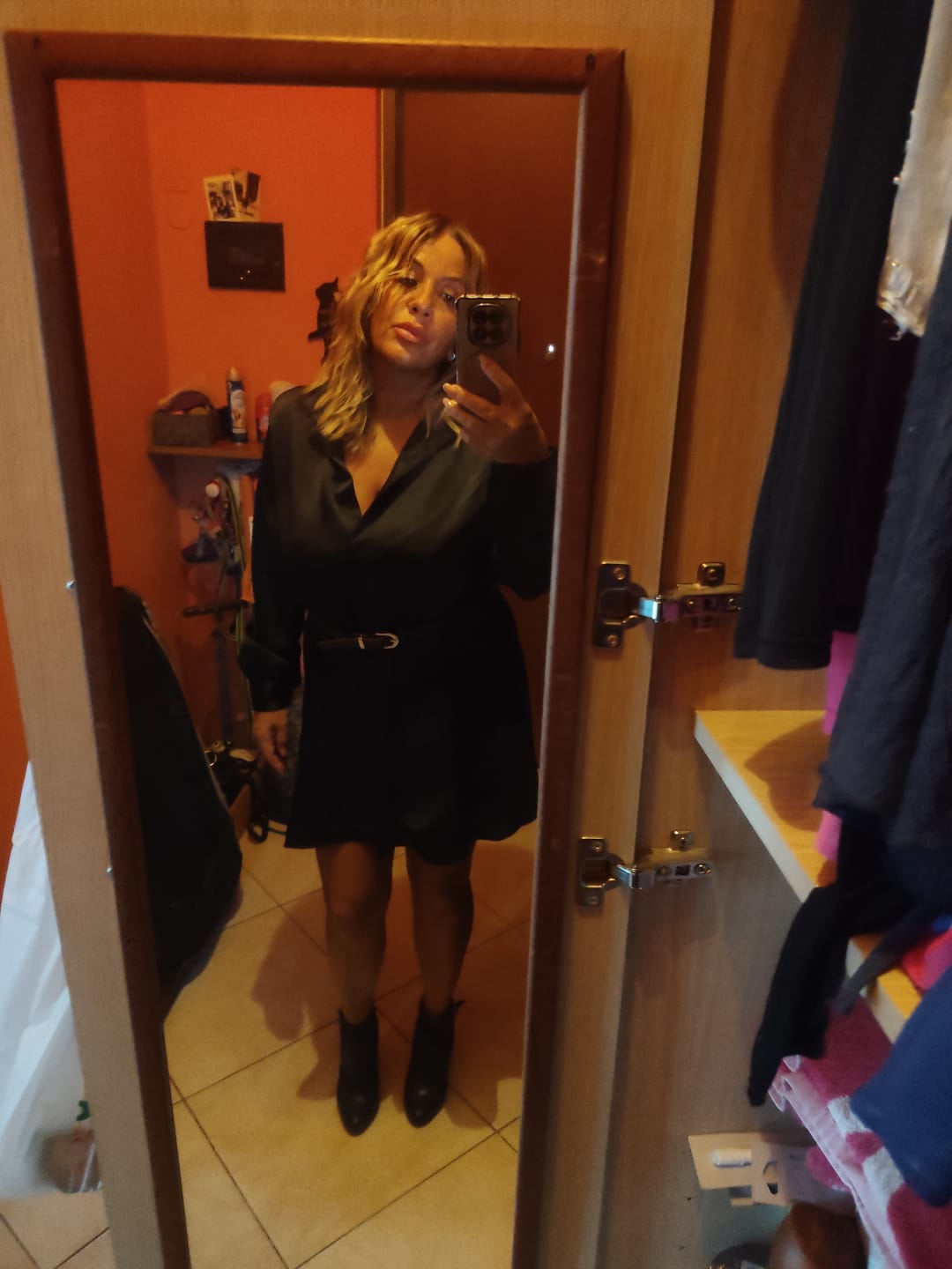 Customer photo review of Abito Camicia con cintura (3 colori)
