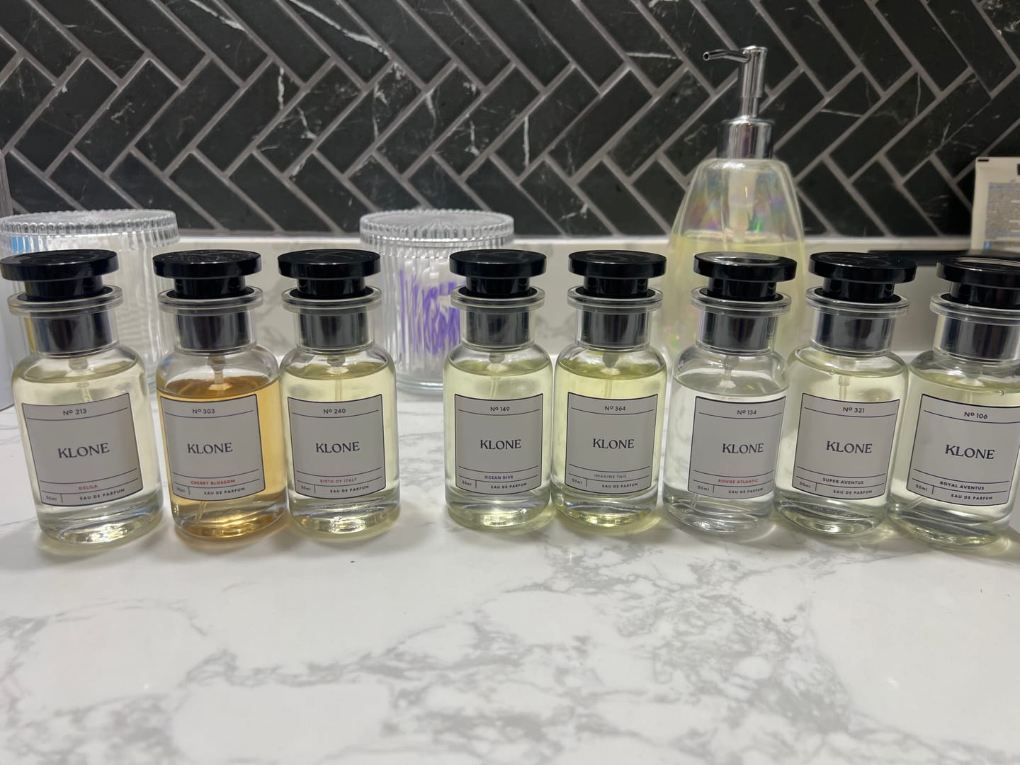 Customer photo review of Delila