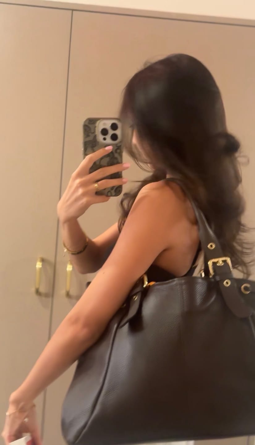 Customer photo review of Muse bag Espresso