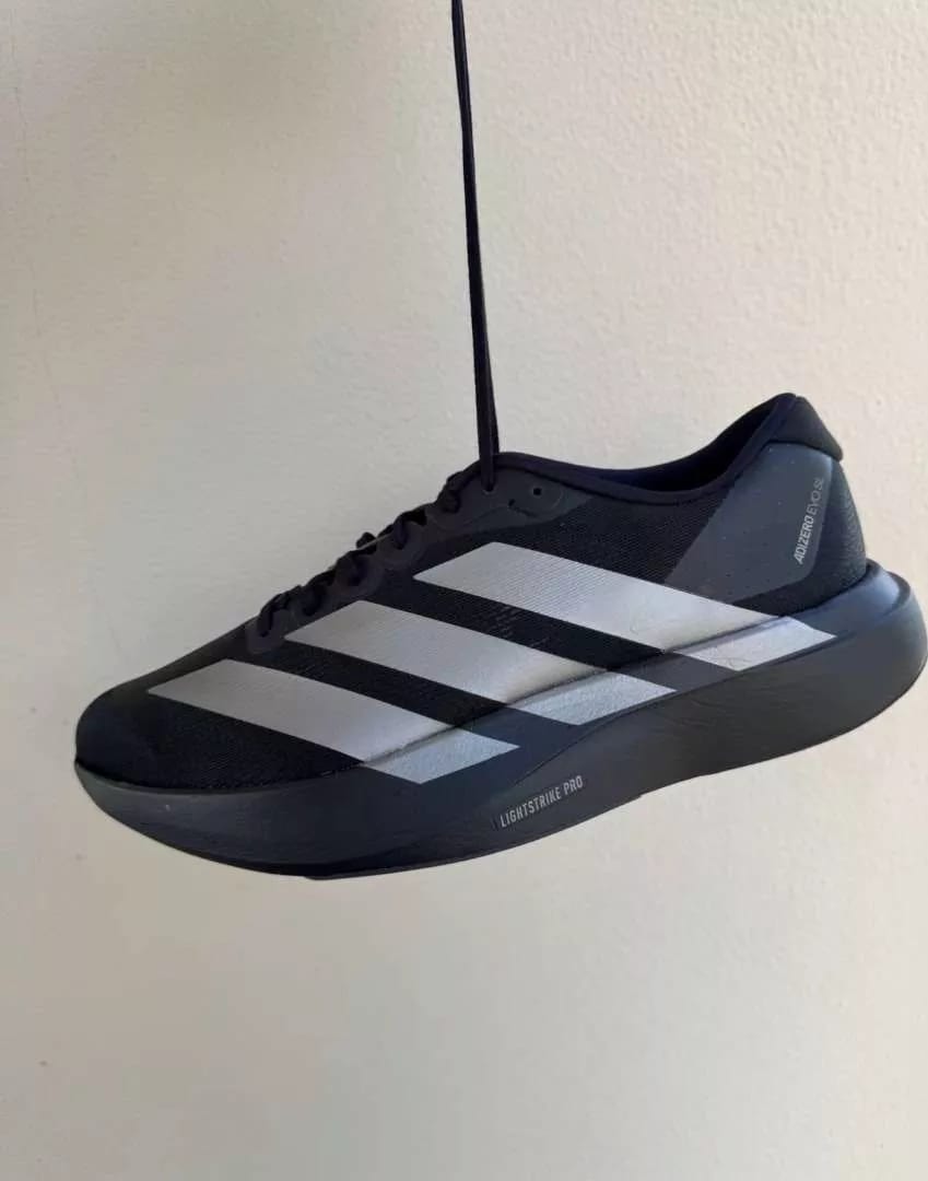 Customer photo review of Adizero Evo SL CoreBlack / Iron Mettalic - AZS