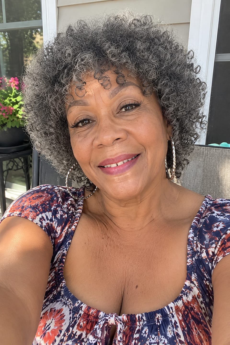 Customer photo review of Luvwin Salt And Pepper Ringlet Curls Wig With Bangs