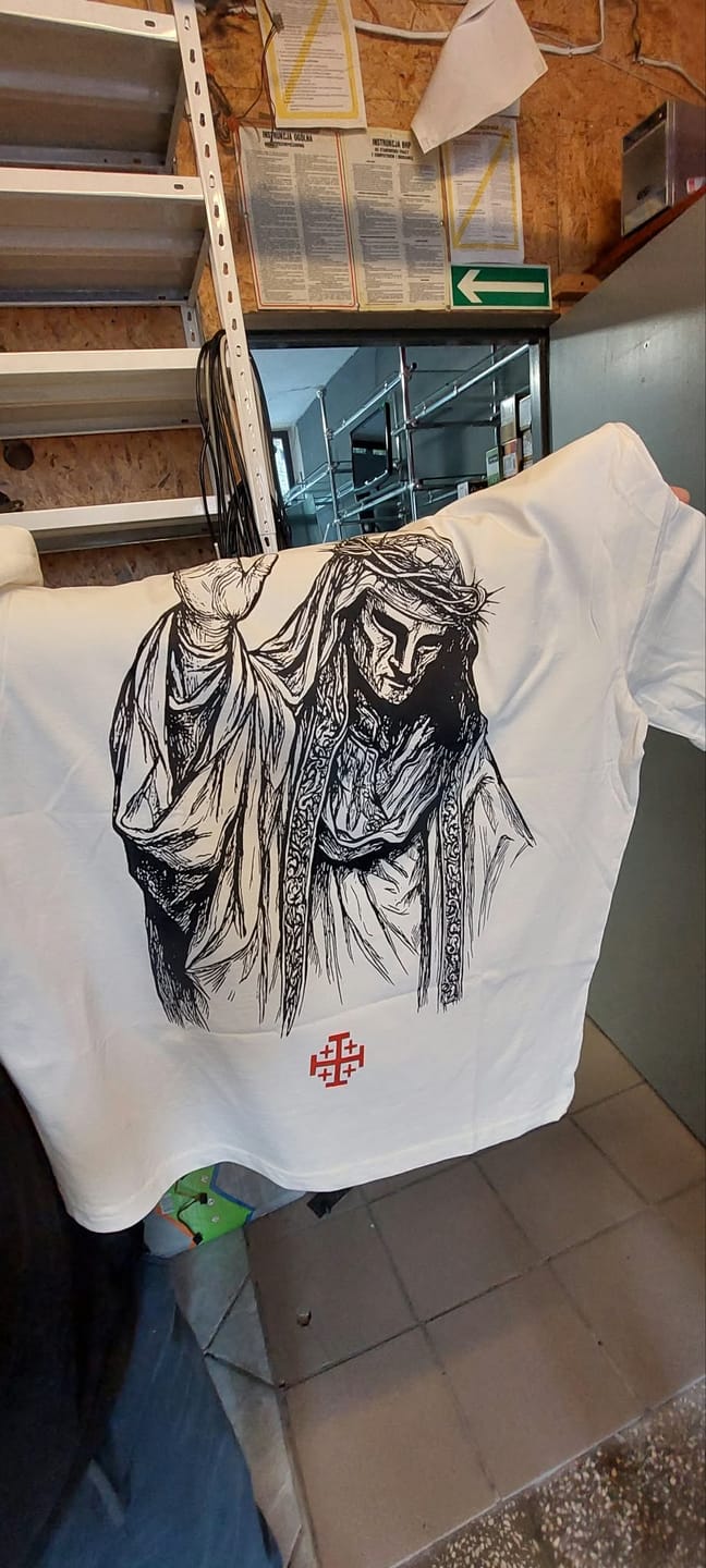 Customer photo review of KING BALDWIN | Premium T-Shirt