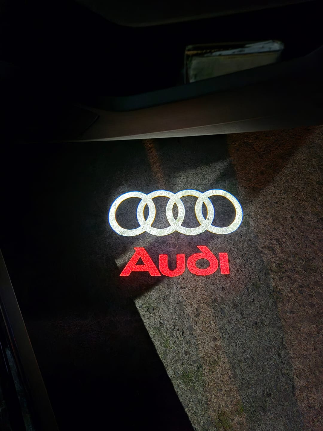 Customer photo review of AUDI DOOR LIGHTS