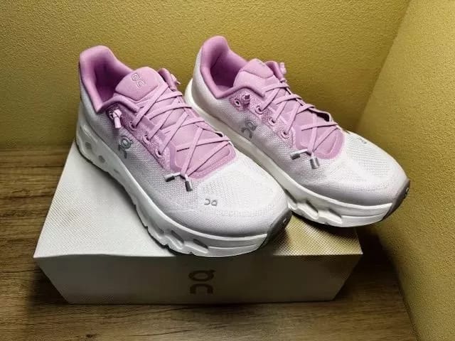 Customer photo review of Cloudtilt Bloom | Sakura - CBS