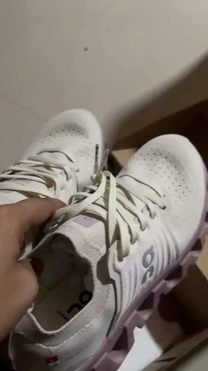 Customer photo review of Cloudswift 4 Pearl Mauve - CSM