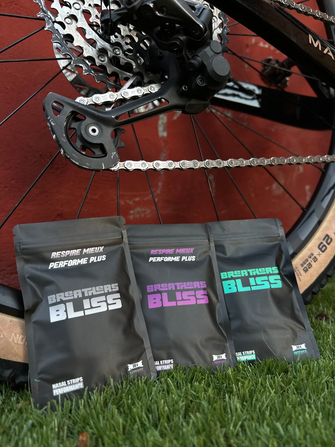 Customer photo review of Pack Trio Couleurs de Bandes Nasales
