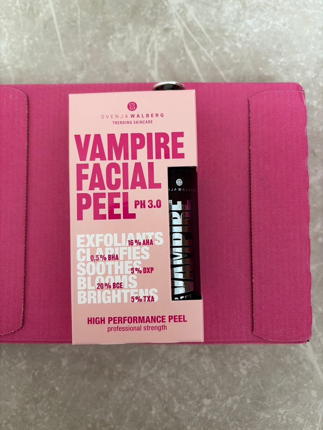 Customer photo review of VAMPIRE PEEL® - Fruchtsäurepeeling