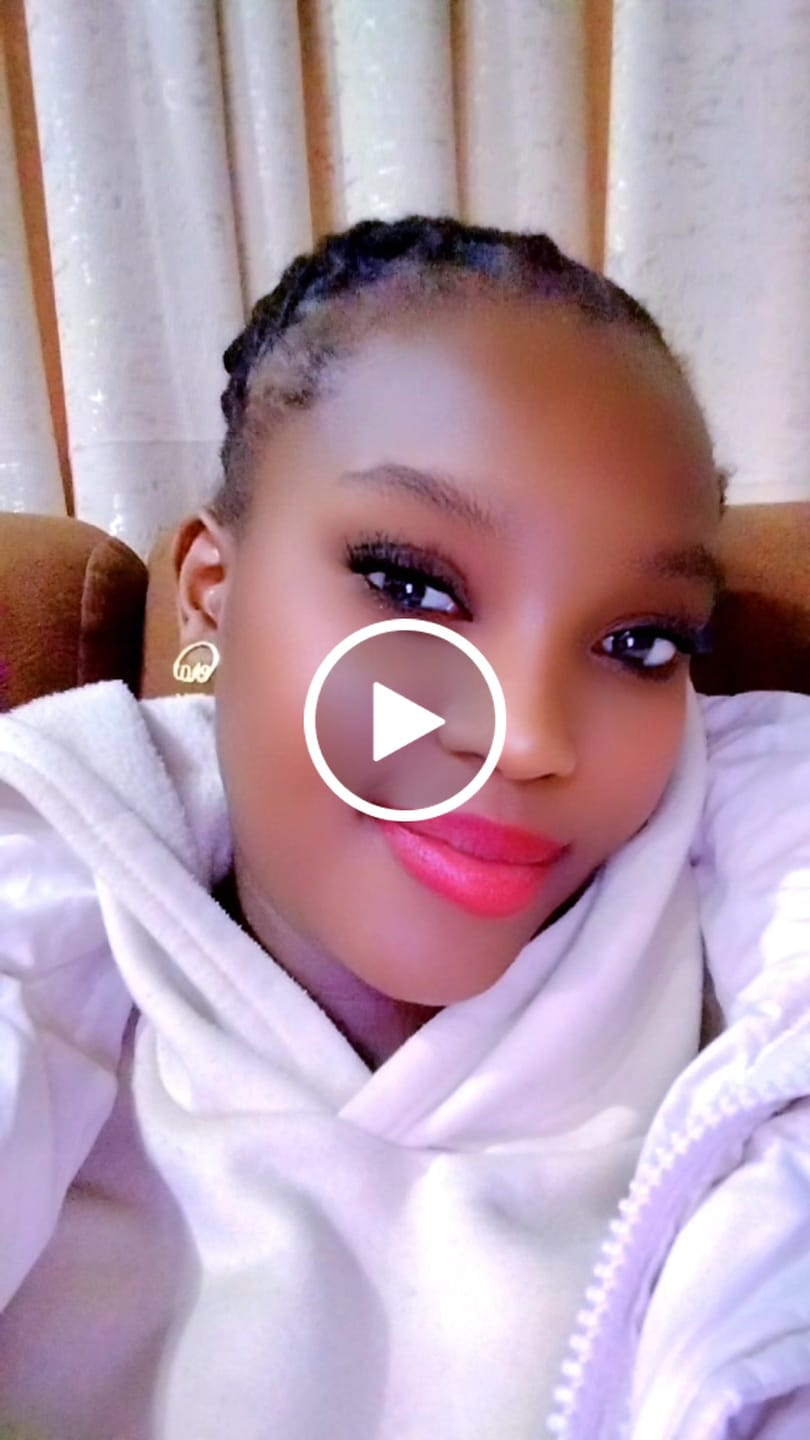 Customer video review of Gold Era Logo Studs