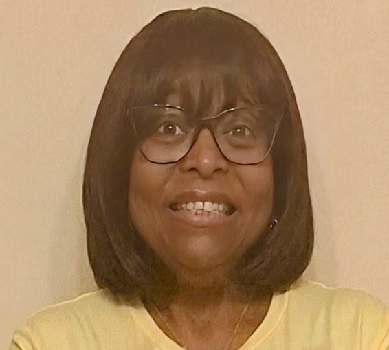 Customer photo review of Model Model HD Lace Top Wig - ELITE
