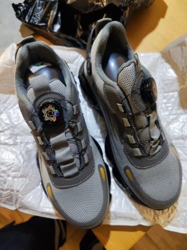 Customer photo review of SafeStep - ergonomic and pain-relieving safety shoe - certified according to EN ISO 20345