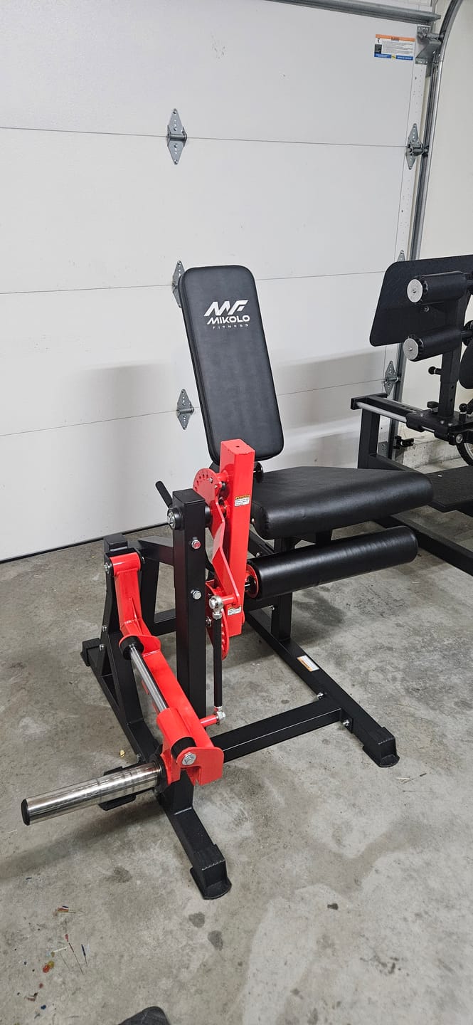 Customer photo review of NOVA™ Progressive Load Leg Extension & Curl Machine