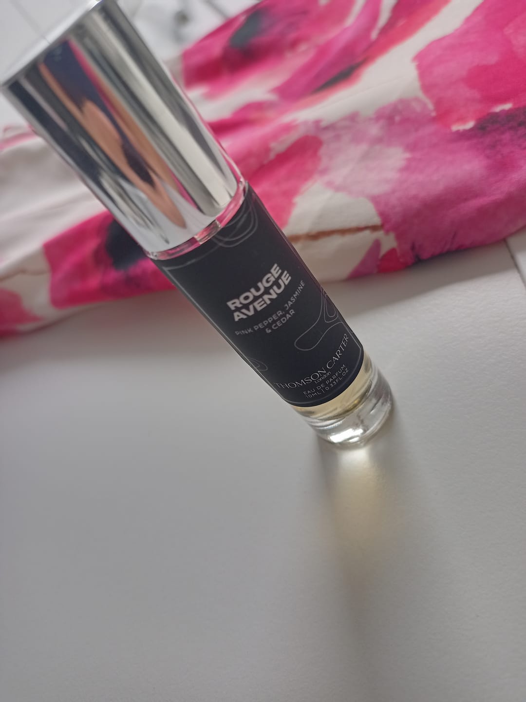 Customer photo review of Rouge Avenue | Eau de Parfum