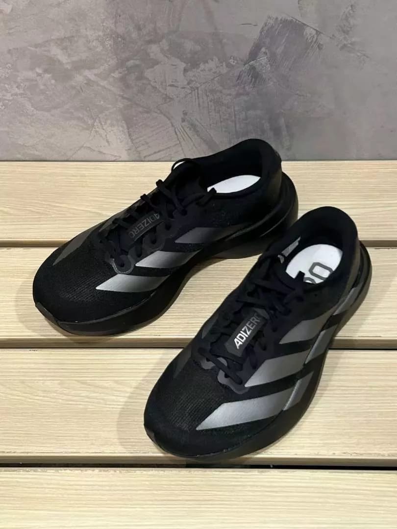 Customer photo review of Adizero Evo SL CoreBlack / Iron Mettalic - AZS