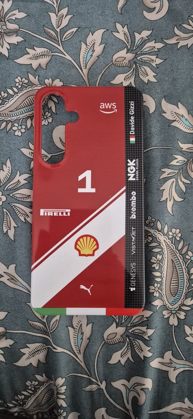 Customer photo review of Ferrari F1 2025 SF-25 Livery - Individuelle Hardcase Hülle für Samsung