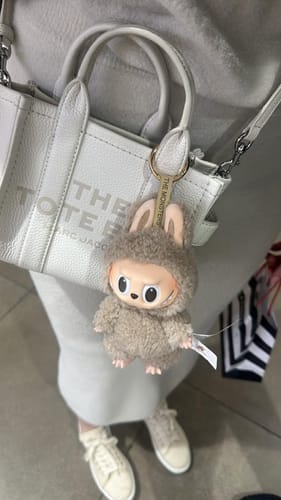 Customer photo review of Labubu V4 – Pin For Love Series Blind Box (A-M Full Set)