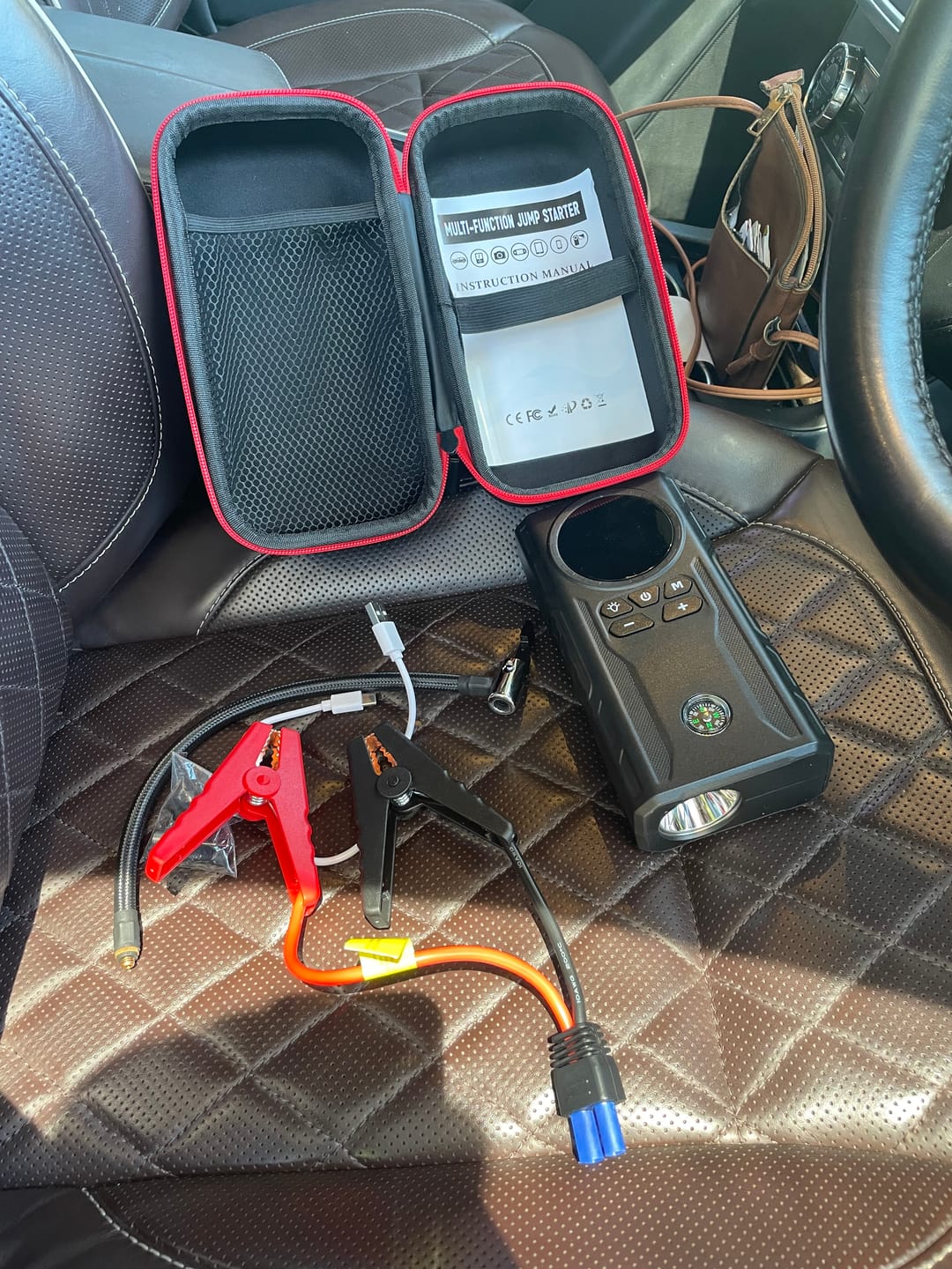 Customer photo review of Tekkvault™ RoadRescue Pro 4-in-1 Jump Starter