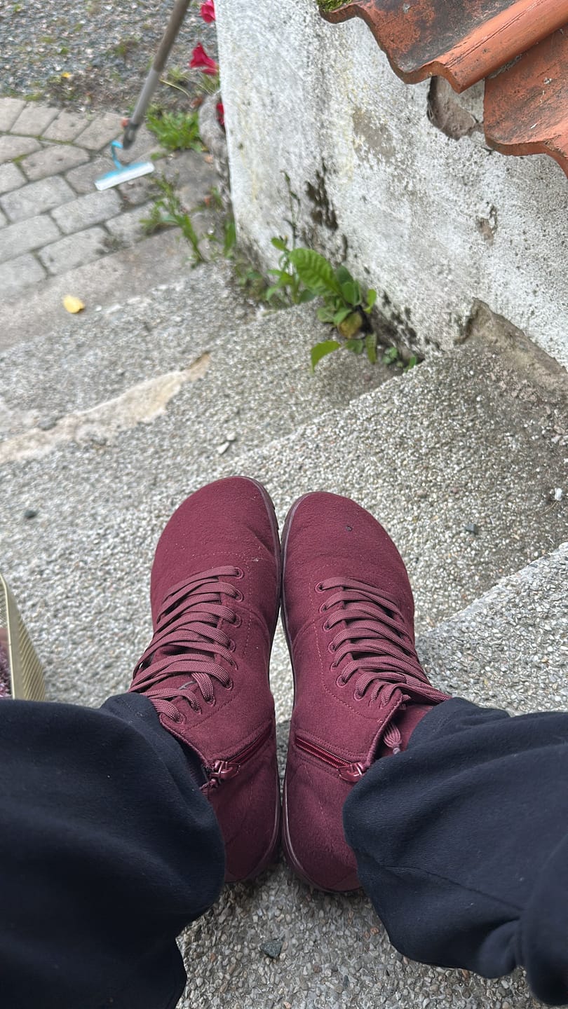 Customer photo review of Vaistoa Tunto 2 | Felt Barefoot Sneakers