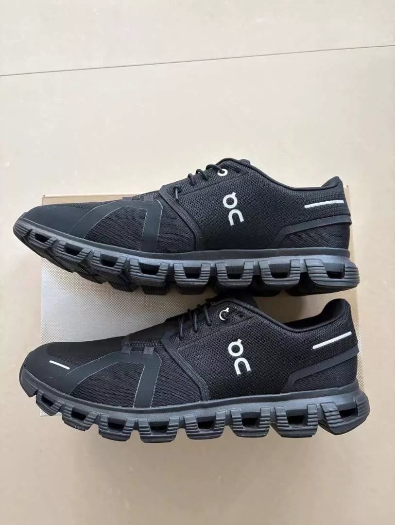 Customer photo review of Cloud 6 Black | Black -BCL