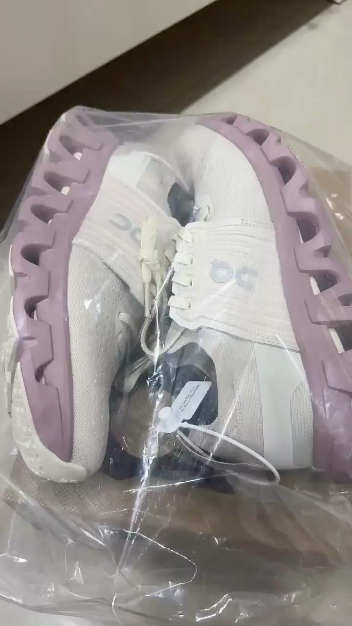 Customer photo review of Cloudswift 4 Pearl Mauve - CSM