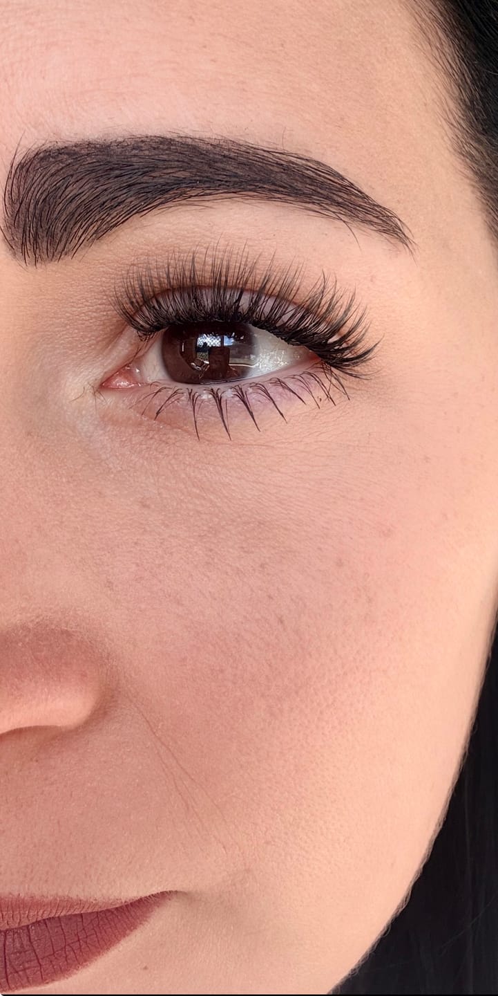 Customer photo review of Infinaluxe Pre-mapped Segment Lash Extensions – 3 x pairs