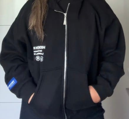 Avis client avec photo sur LABEL ZIP HOODIE BLACK