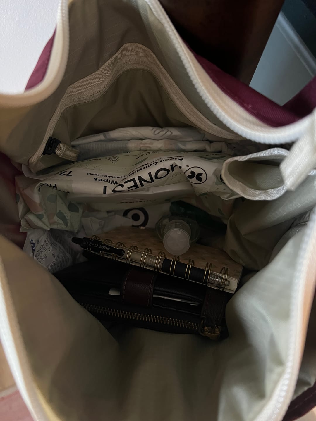 Customer photo review of Bay Bag Berry