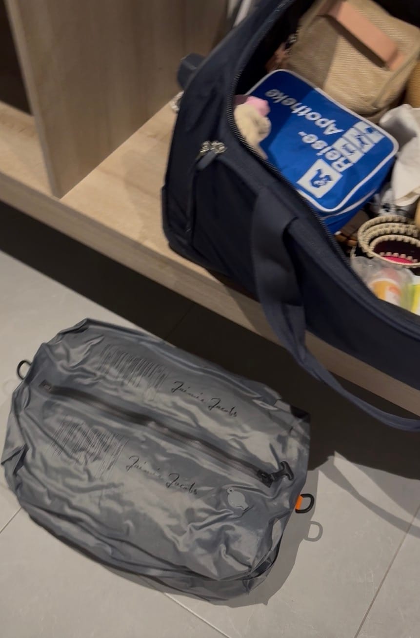 Customer photo review of Vacuum Bag - compatible with backpack