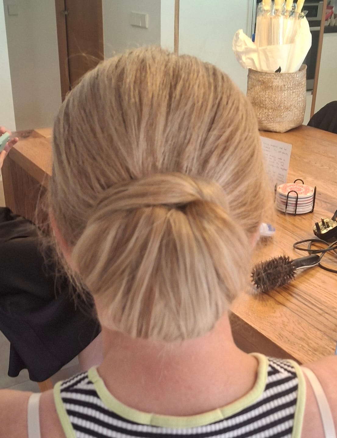 Customer photo review of Stranded Clip-in Mum Bun - Colour #10/16/22 Ballerina Musk